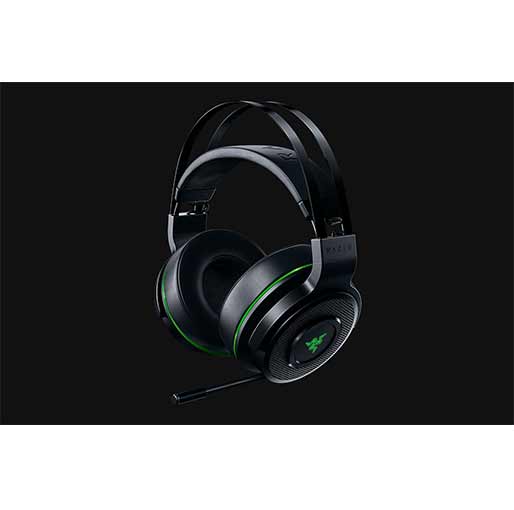 Razer Thresher For Xbox One: Windows Sonic Surround - Lag-Free Wireless Connection - Retractable Digital Microphone - Gaming Headset Works With PC & Xbox One