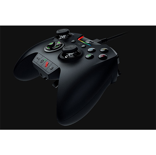 Razer Wolverine Ultimate - PC and Xbox One Controller
