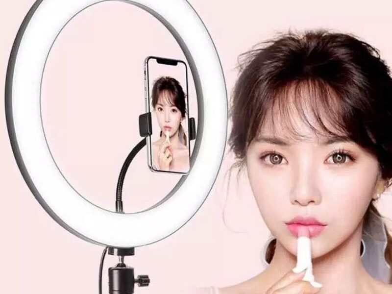 TIKTOK LIGHT WHITE BOX DX300
