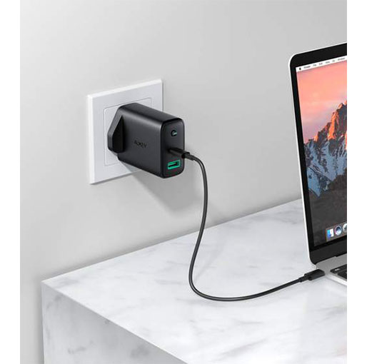 Aukey Focus Duo 30W Power Delivery Dual-Port PD Charger with Dynamic Detect